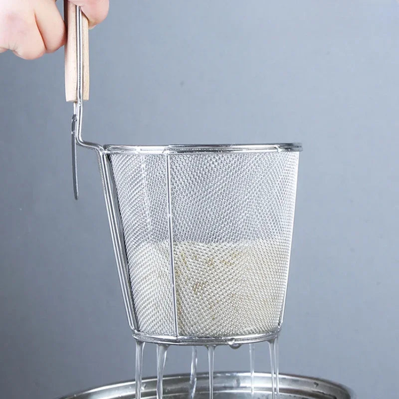 Stainless Steel Colander With Wooden Handle Mesh Strainer