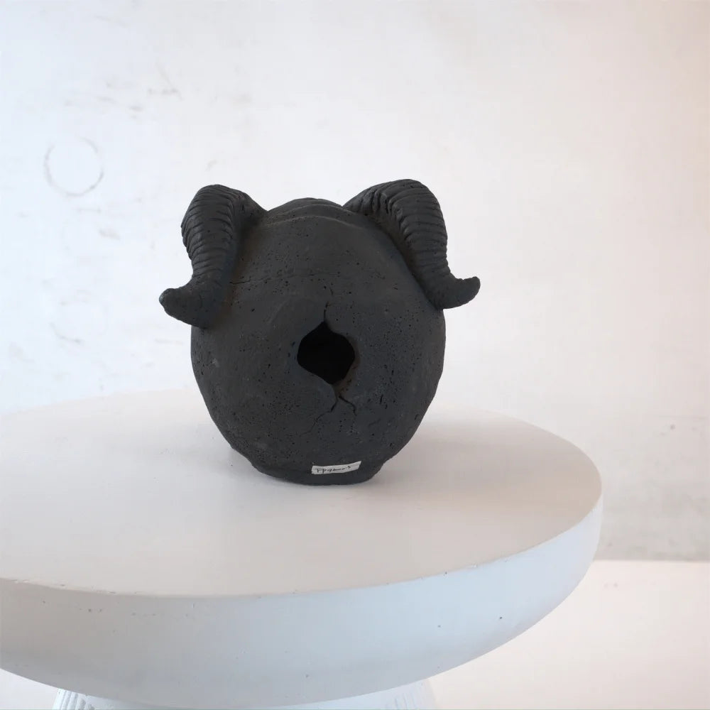 Refractory Fireproof Imitated Human Skulls Gas Log