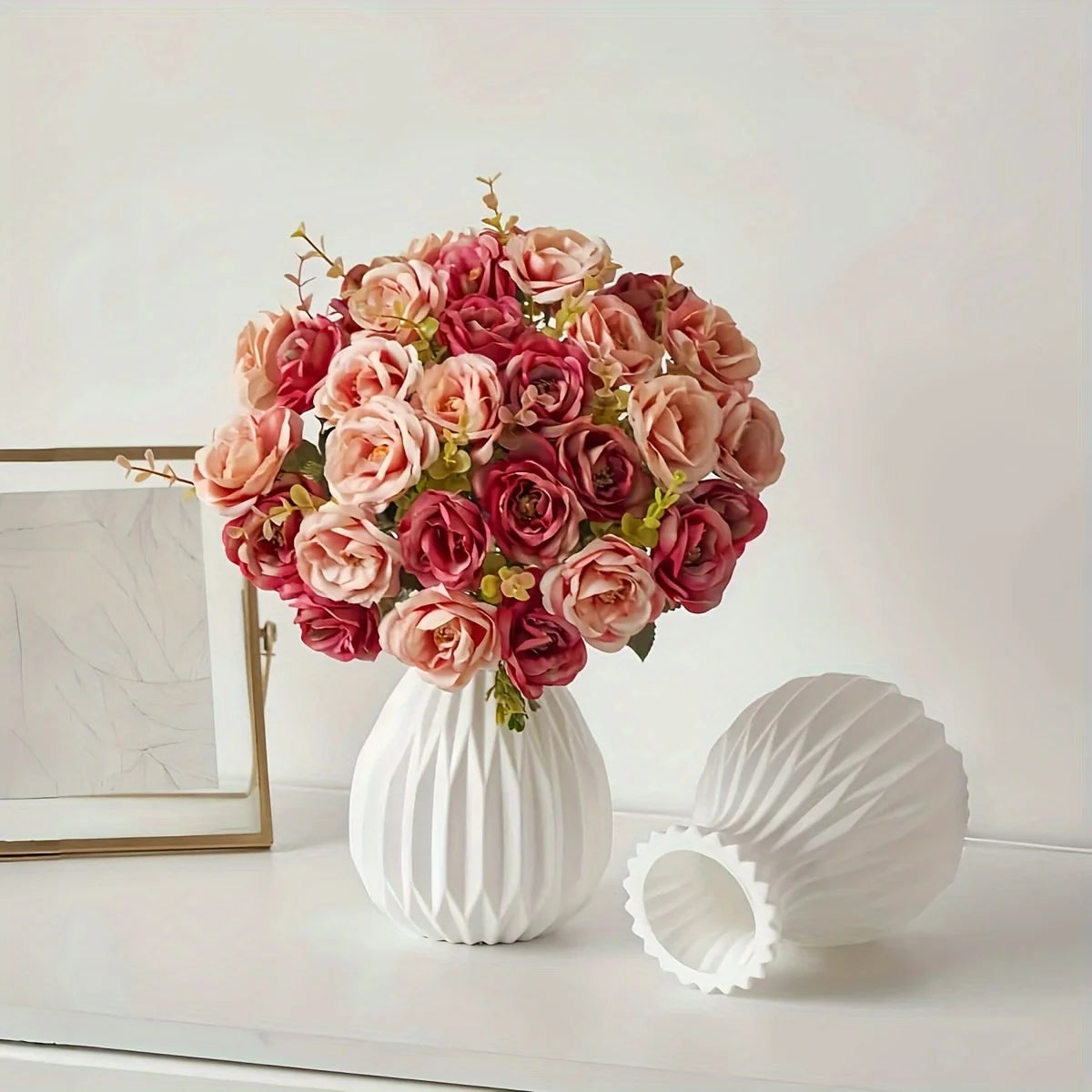 Imitation Ceramic Plastic Vase Centerpiece For Living Room Modern Decor