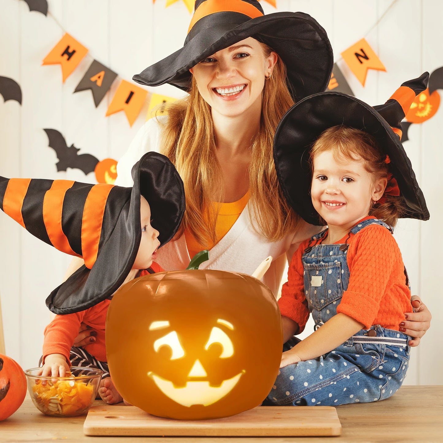 Halloween Singing Pumpkin With Built In Video Projector Speaker Animated Decor