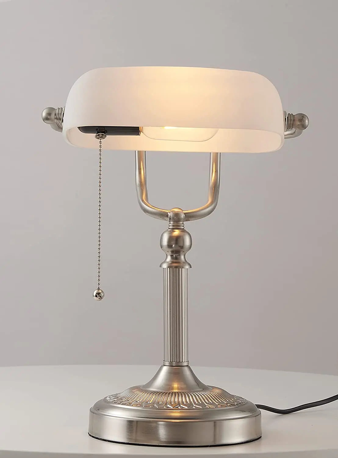 Classical Green and White Glass Bankers Desk Lamp with Zipper Switch for Living Room Bedroom and Bedside Sofa Table