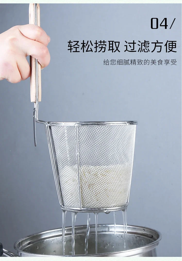 Stainless Steel Colander With Wooden Handle Mesh Strainer