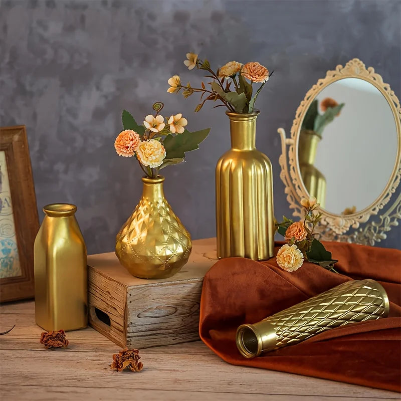 Cylindrical Gold Glass Vase Gilded Finish Antique Art Style Home Decoration Table Centerpiece Halloween Christmas Decoration