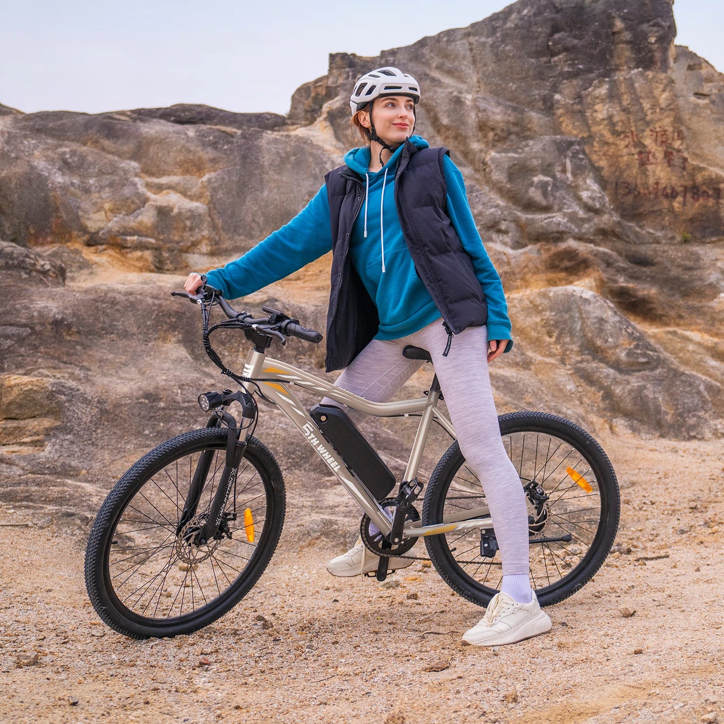 5th Wheel AB17 Electric Bike 700W Peak Motor 23 Mph Max Speed Suspension Gray