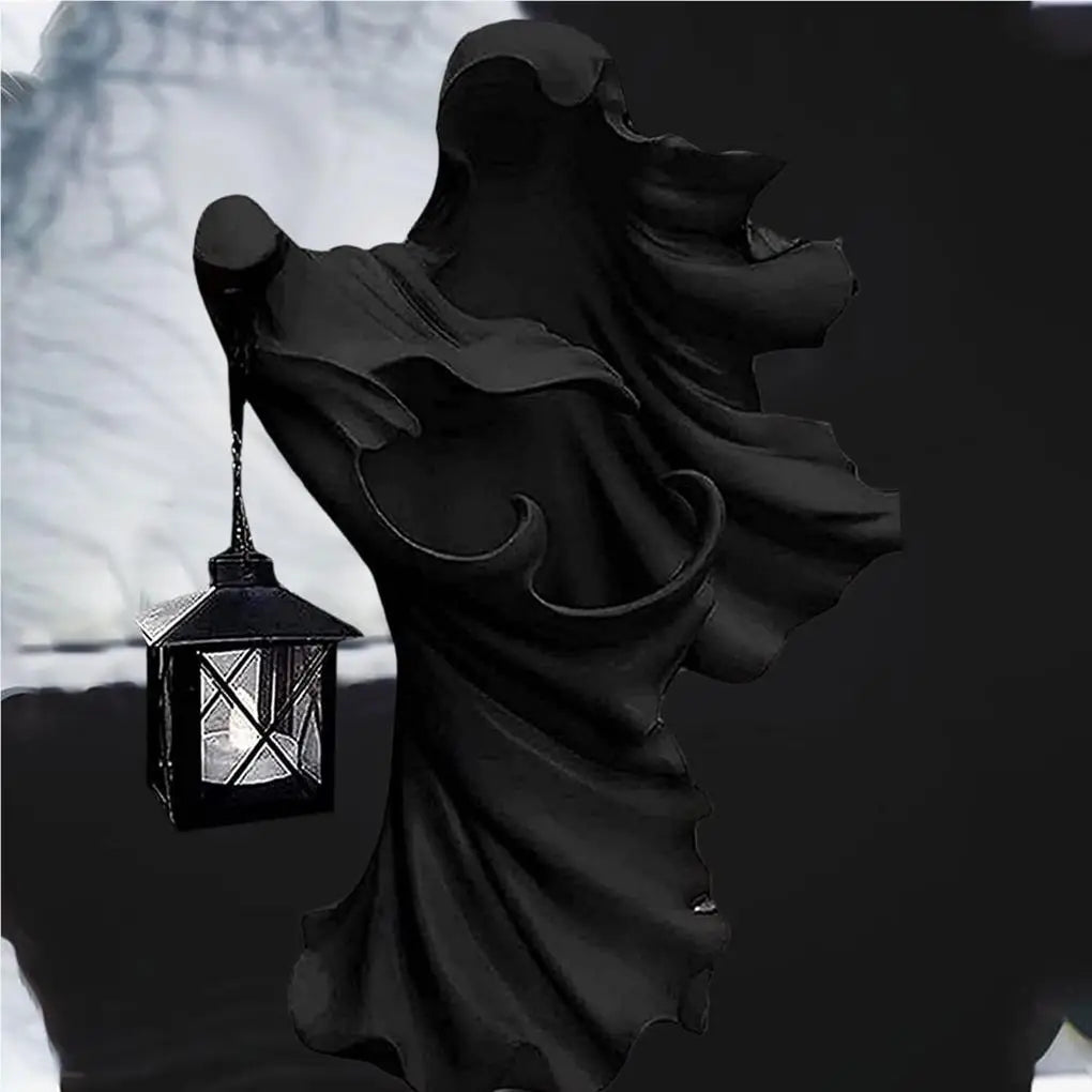 Halloween Ghost Statue Holding Lantern Resin Ghost Statue for Halloween Party Decoration